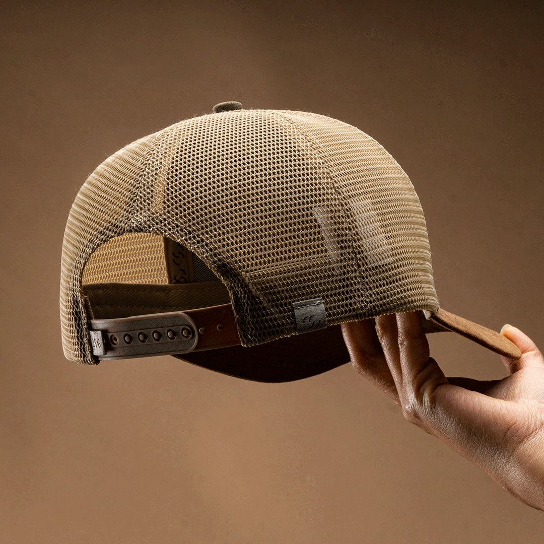 CEO OF MY DREAMS - TRUCKER VERDE MILITAR CON CAFE