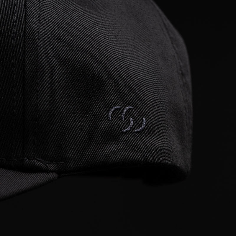 GORRA NEGRA TOTAL, SIZMO CLUB GUATEMALA / MARCA DE GORRAS EN CENTROAMERICA 